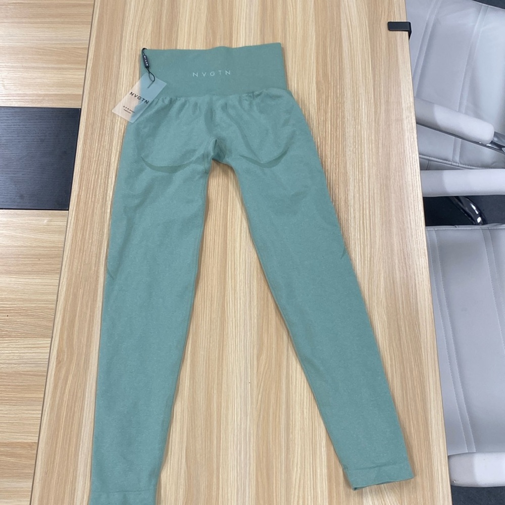 NVGTN Contour Legging